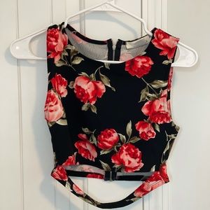 Crop tops, yes!